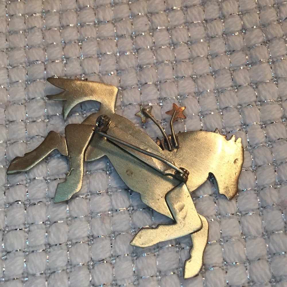 Pin - Picture 2 of 2